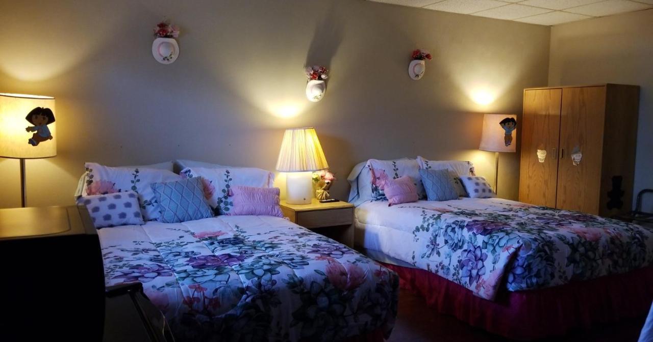 Pittsfield Motor Inn Extérieur photo