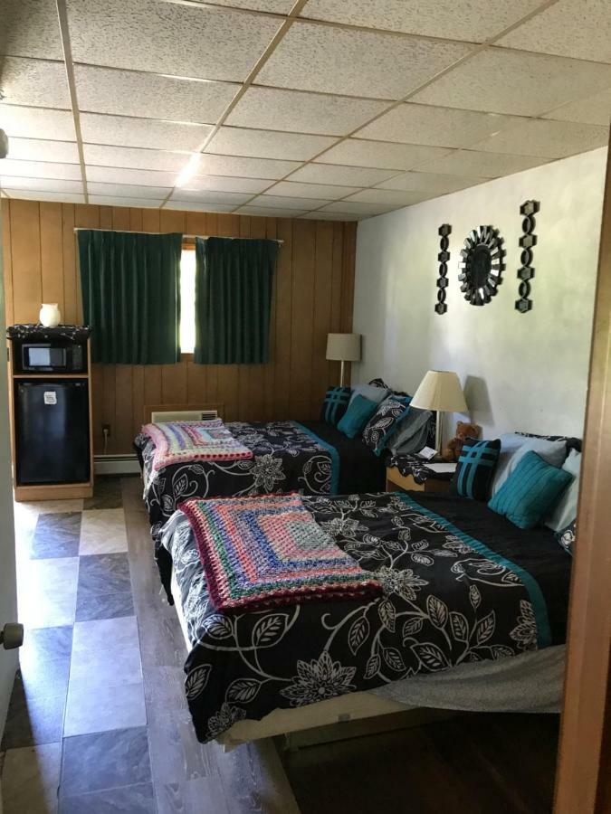 Pittsfield Motor Inn Extérieur photo
